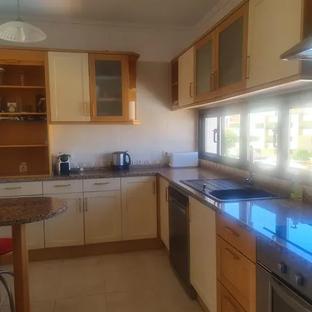 Ferias Na Apartamento *